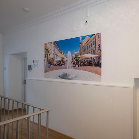 קלגנפורט Cityhotel Am Domplatz Self-Checkin מראה חיצוני תמונה