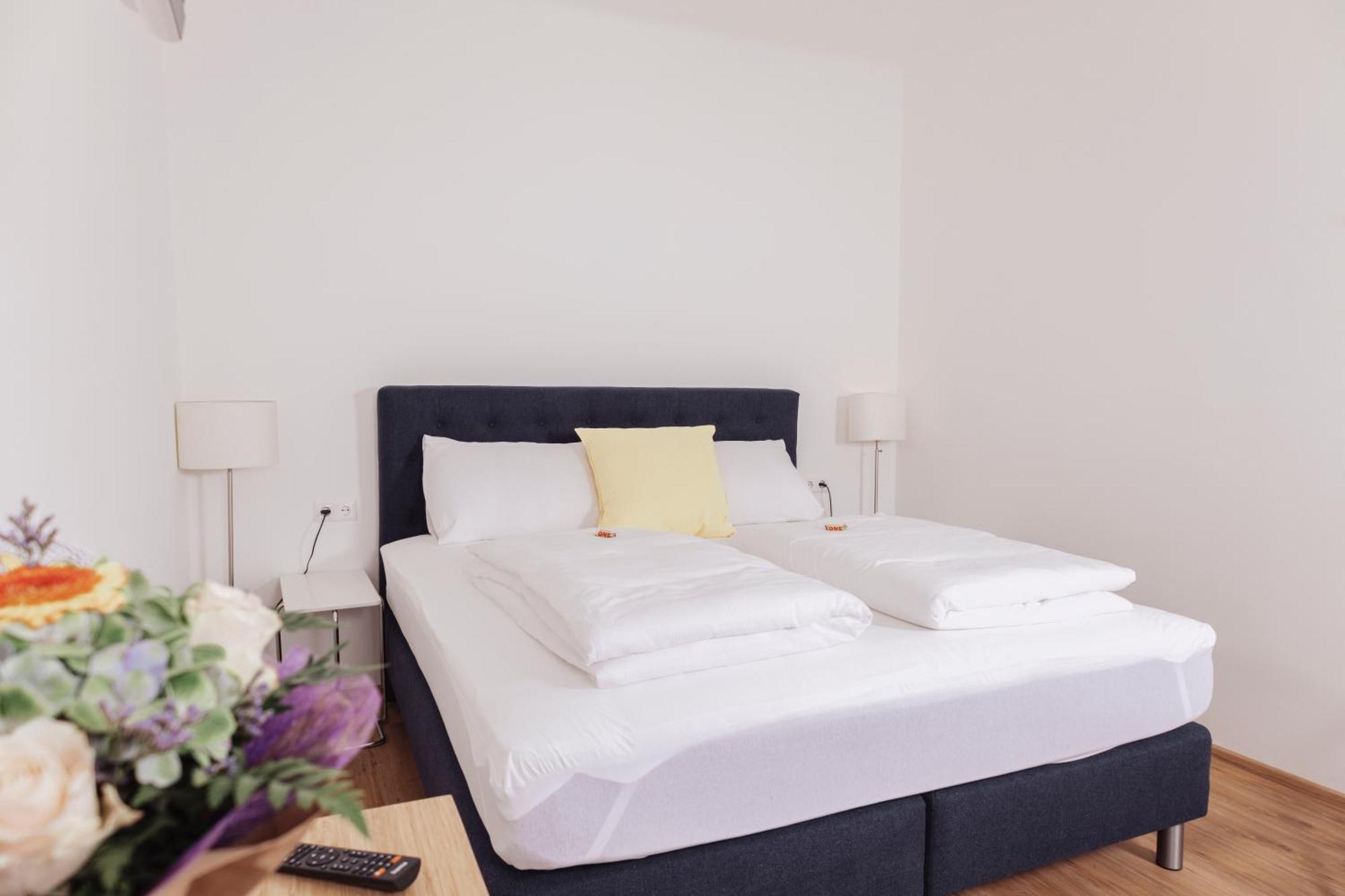 קלגנפורט Cityhotel Am Domplatz Self-Checkin מראה חיצוני תמונה